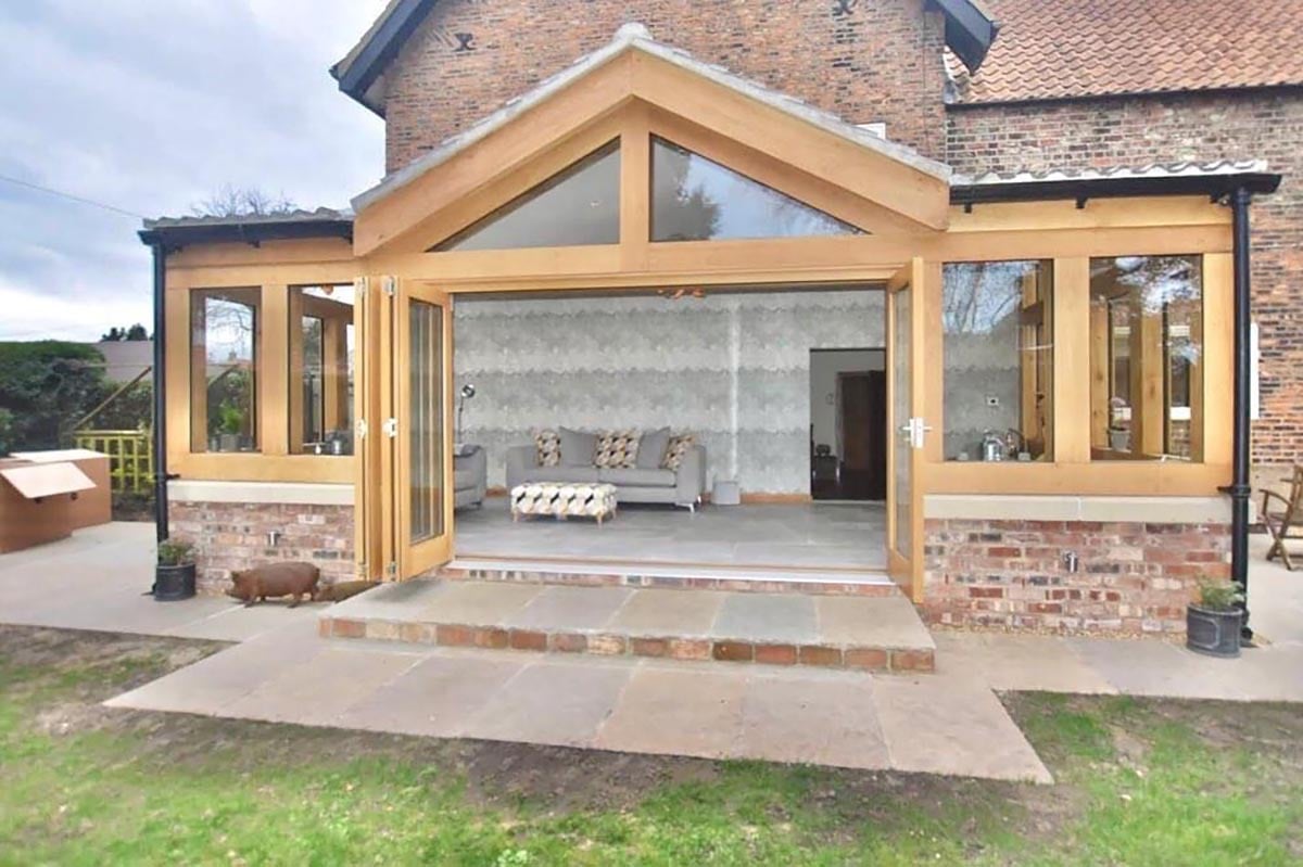 Bi-folds